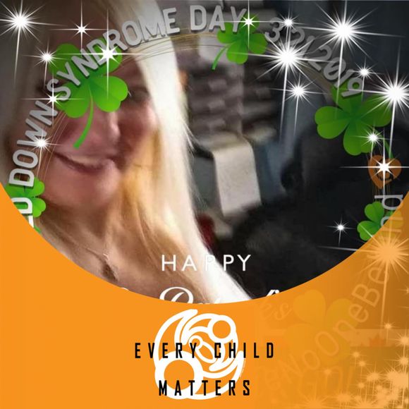 Meet your Posher, Debbie - Picture 1 of 1